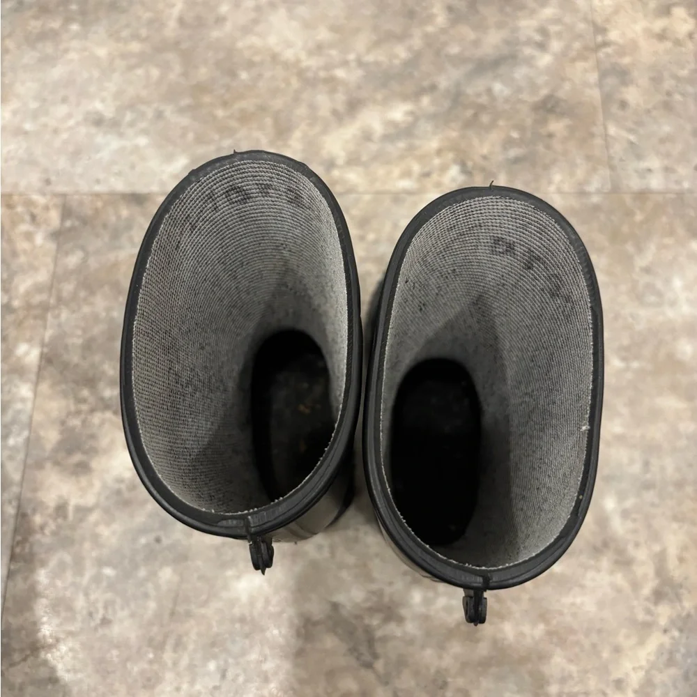 Kamik Classic Black Waterproof Boots Size 6